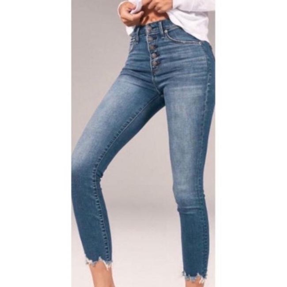 Abercrombie & Fitch High Rise Skinny Jean Dark Wash Distressed Size 26